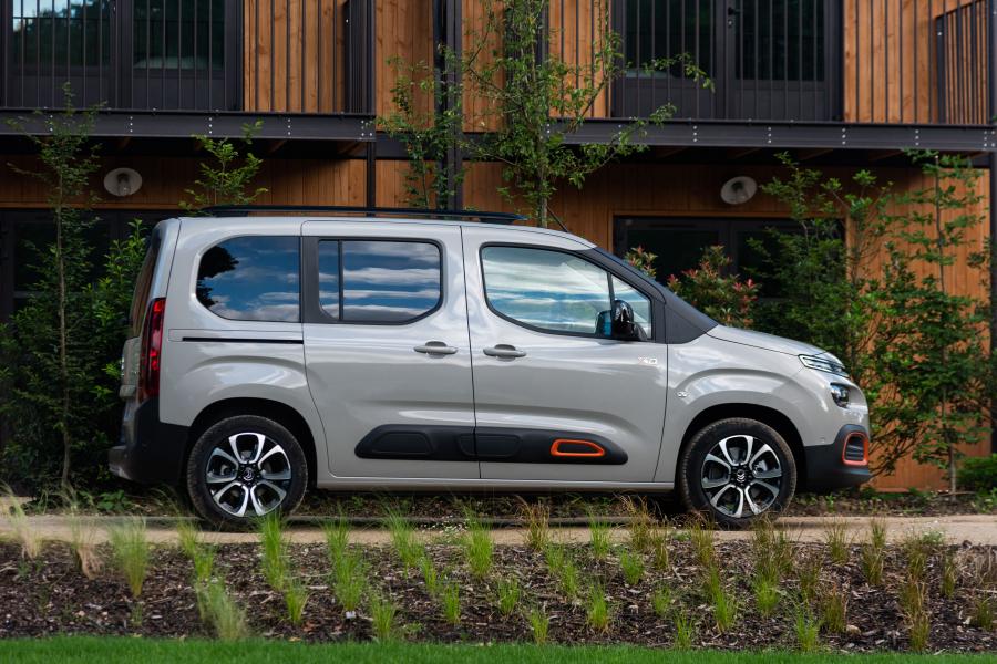  Citroen Berlingo Multispace XTR 2018 года  (фото 37 из 41)